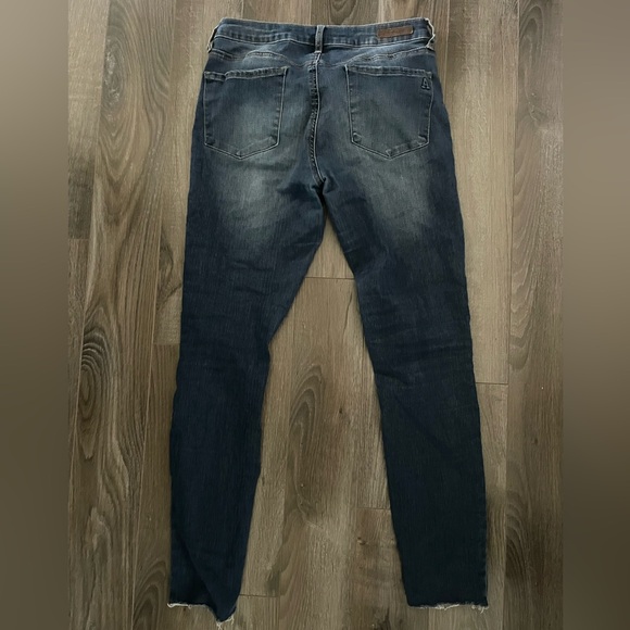 Articles of Society distressed jeans size 28 - Picture 2 of 3
